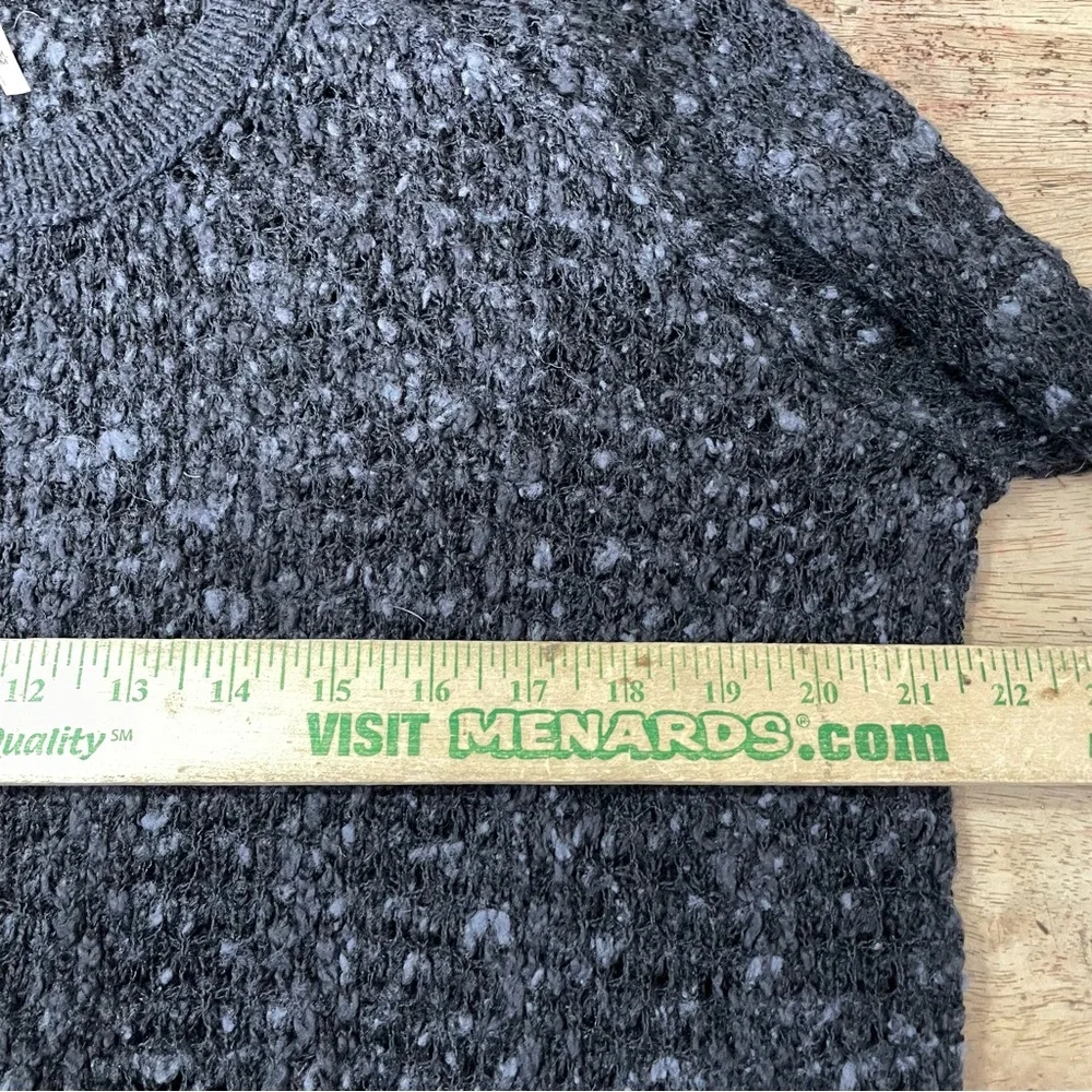 Free People Jeepster Honeycomb Sweater in‎ Gray Medium